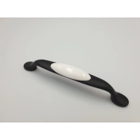 Uchwyt meblowy metal porcelana 1002
