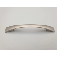 Uchwyt meblowy klasyczny nikiel satynowe 96 mm (153)