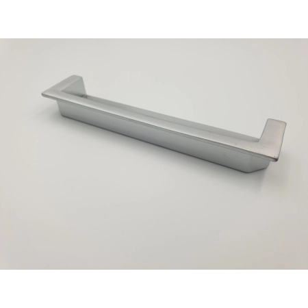 Uchwyt meblowy wpuszczany chrom satynowy Gamet