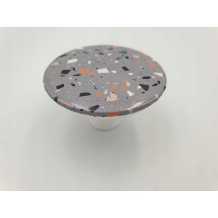 Gałka meblowa do pokoju młodzieżowego, terazzo szare Gamet